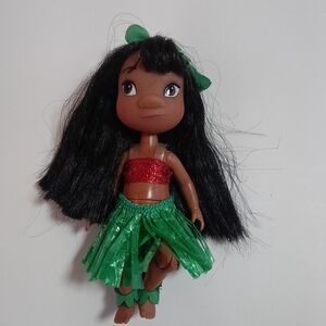Girls' Hula Play Doll with Green Skirt and Red Top